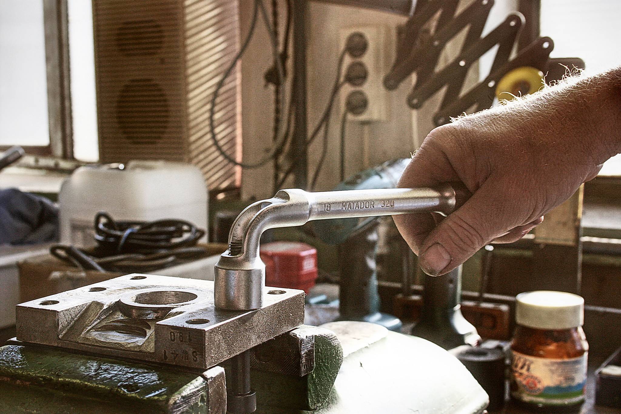 Matador Schraubwerkzeuge 03200260Pfeifenkopfschlüssel, 6x12-kt., 26mm