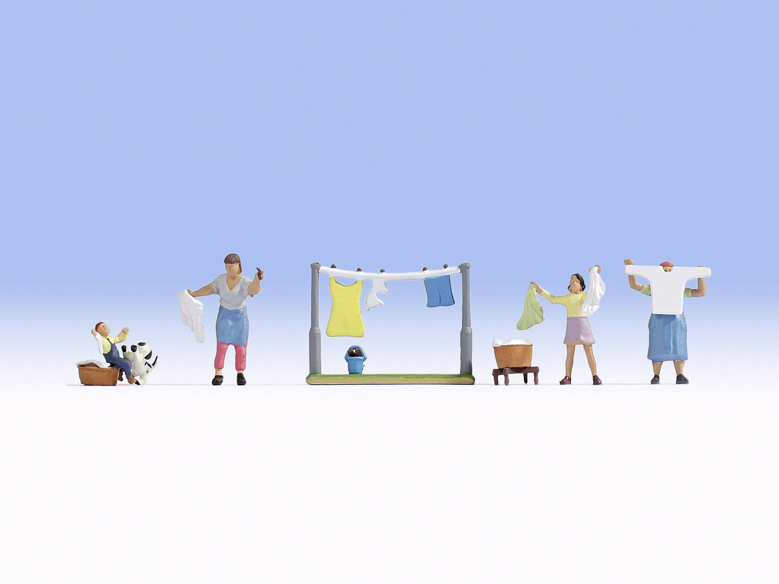 NOCH H0 Waschtag 15595 Stehend, Bemalt