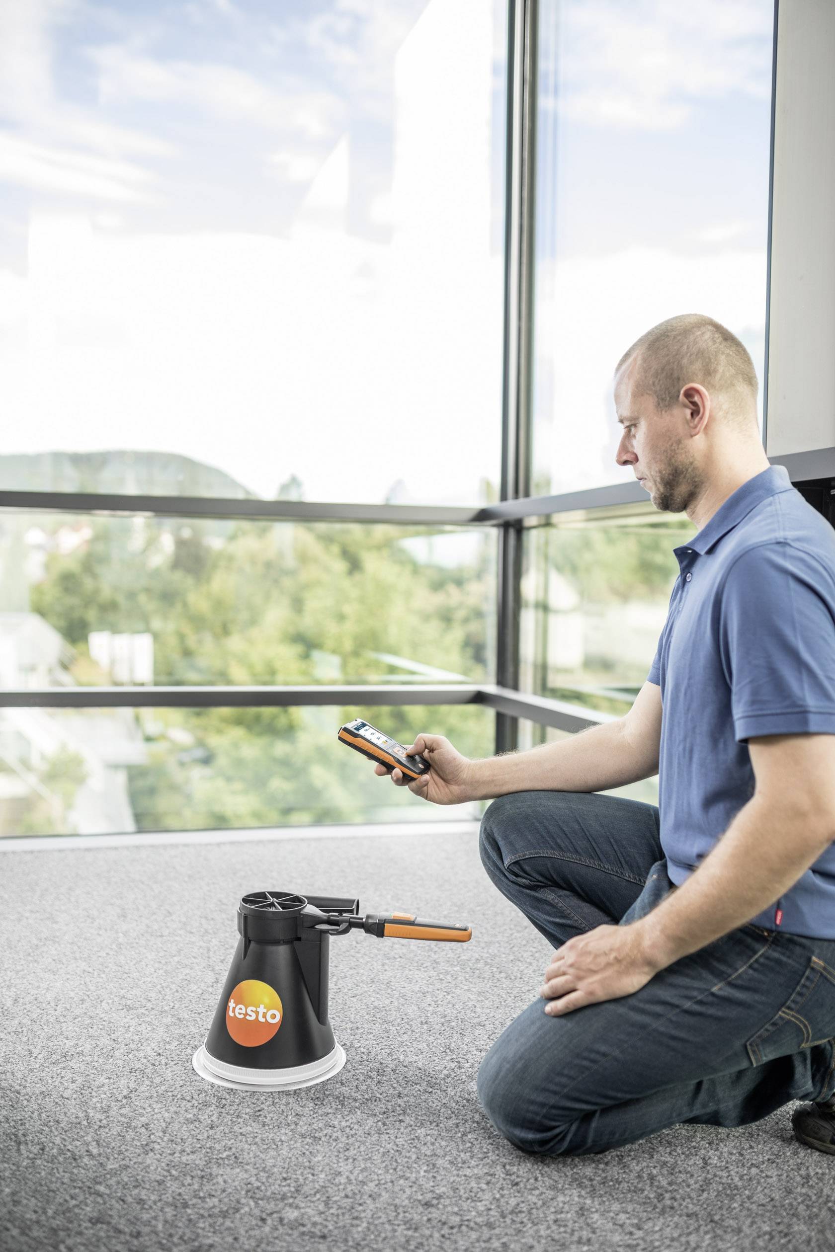 Testo 440 dP Druck-Messgerät Luftdruck, Beleuchtungsstärke, CO2, Temperatur, Windgeschwindigkeit -150 - +150hPa