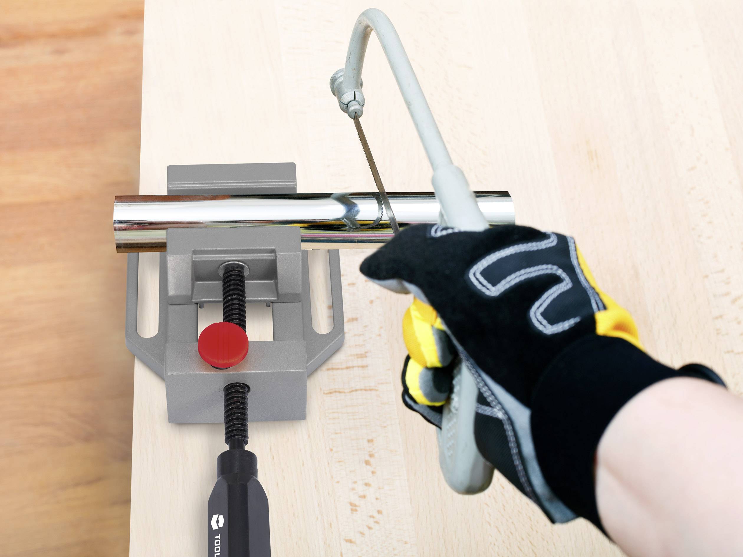 TOOLCRAFT SRS-142 Schraubstock TO-4988661 Backenbreite: 70mm Spann-Weite (max.): 60mm