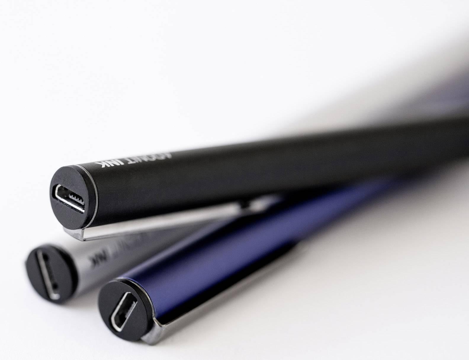 Adonit INK Touchpen Bluetooth, wiederaufladbar, mit präziser Schreibspitze Schwarz