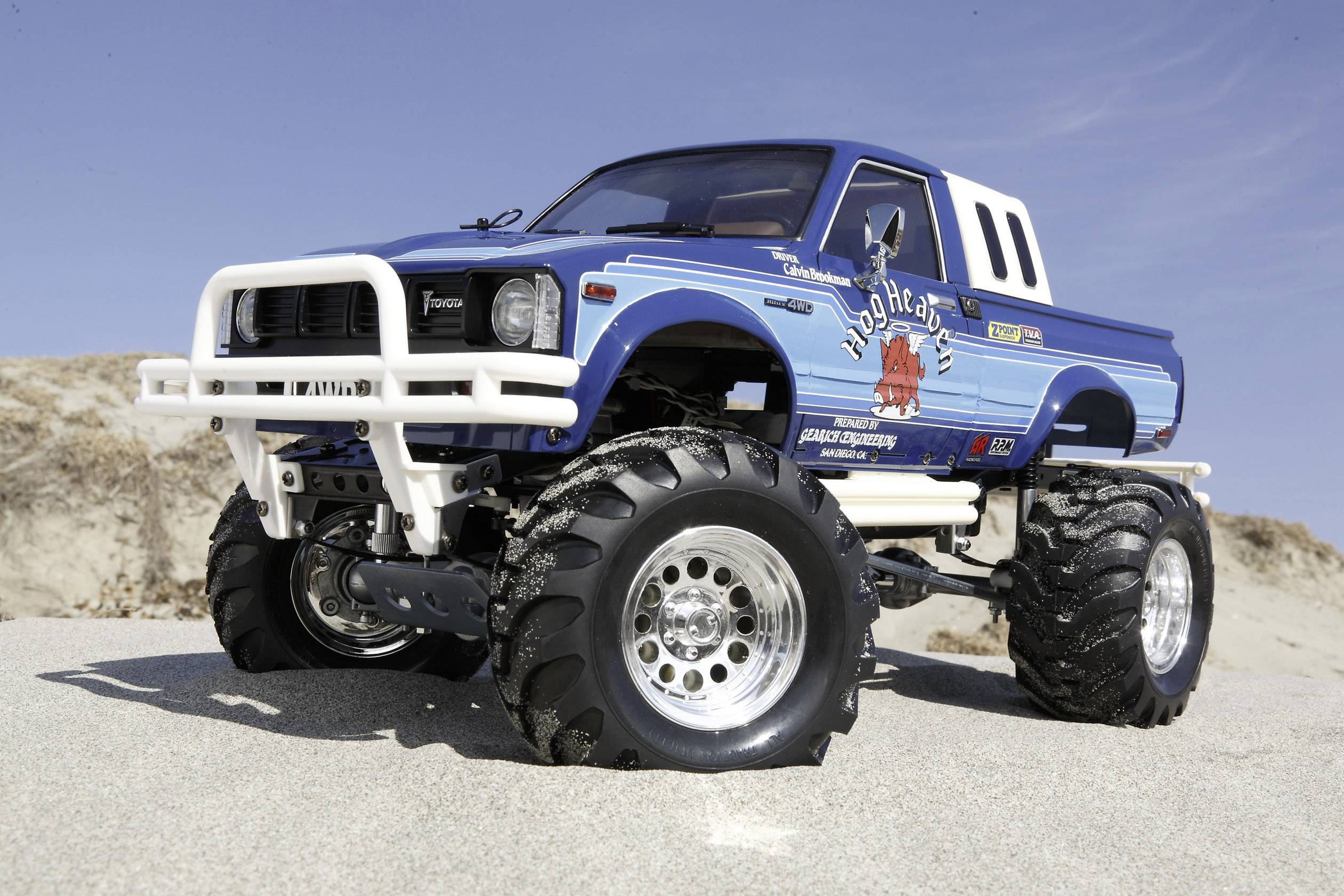 Tamiya Toyota 4x4 PickUp Bruiser Brushed 1:10 RC Modellauto Elektro Monstertruck Allradantrieb (4WD) Bausatz