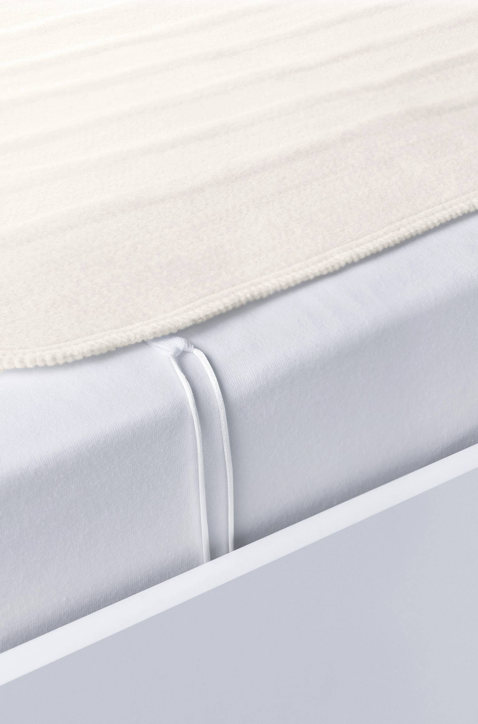 Sanitas SWB20 Wärmeunterbett 60W Beige