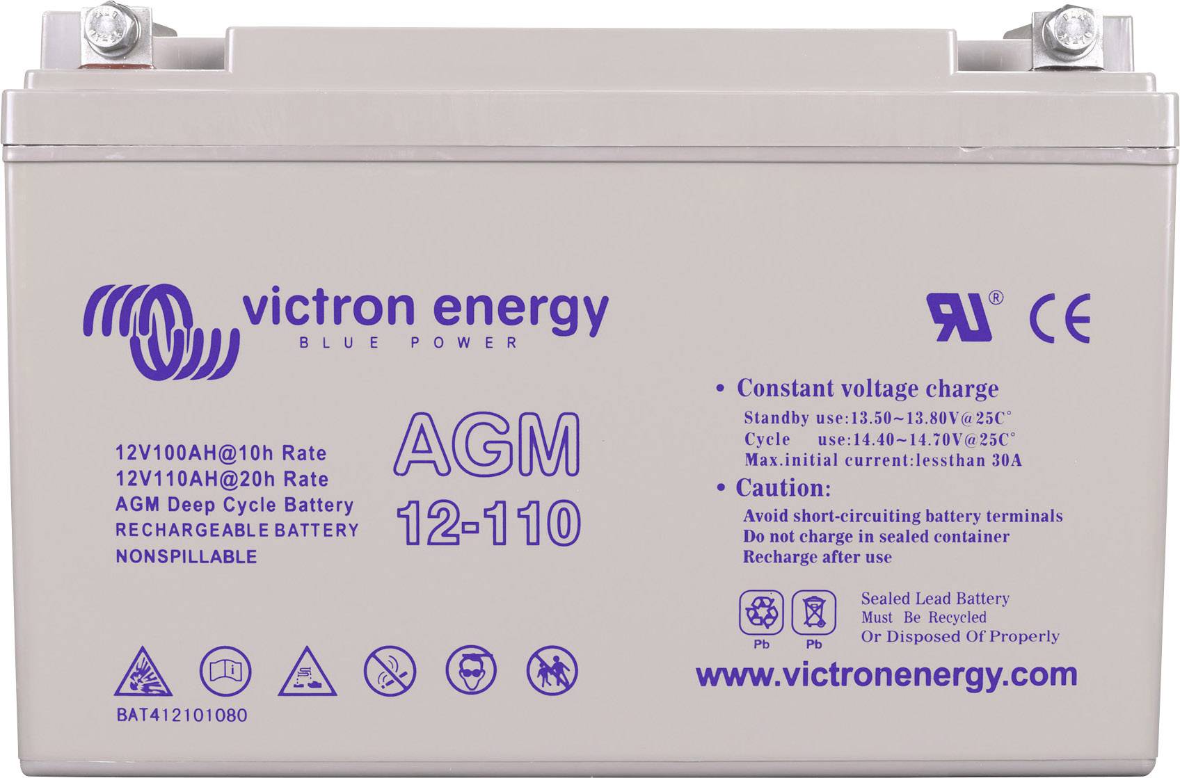 'AGM 12-110' Akku von Victron Energy mit 12V/110Ah, AGM Deep Cycle. Aufdrucke: Nutzungsvorgaben und Sicherheitszeichen, kein Auslaufen.