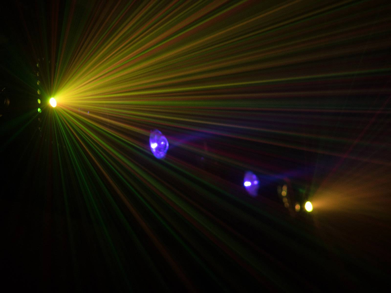 Laser-Bar Multi FX RGB 2M schwarz