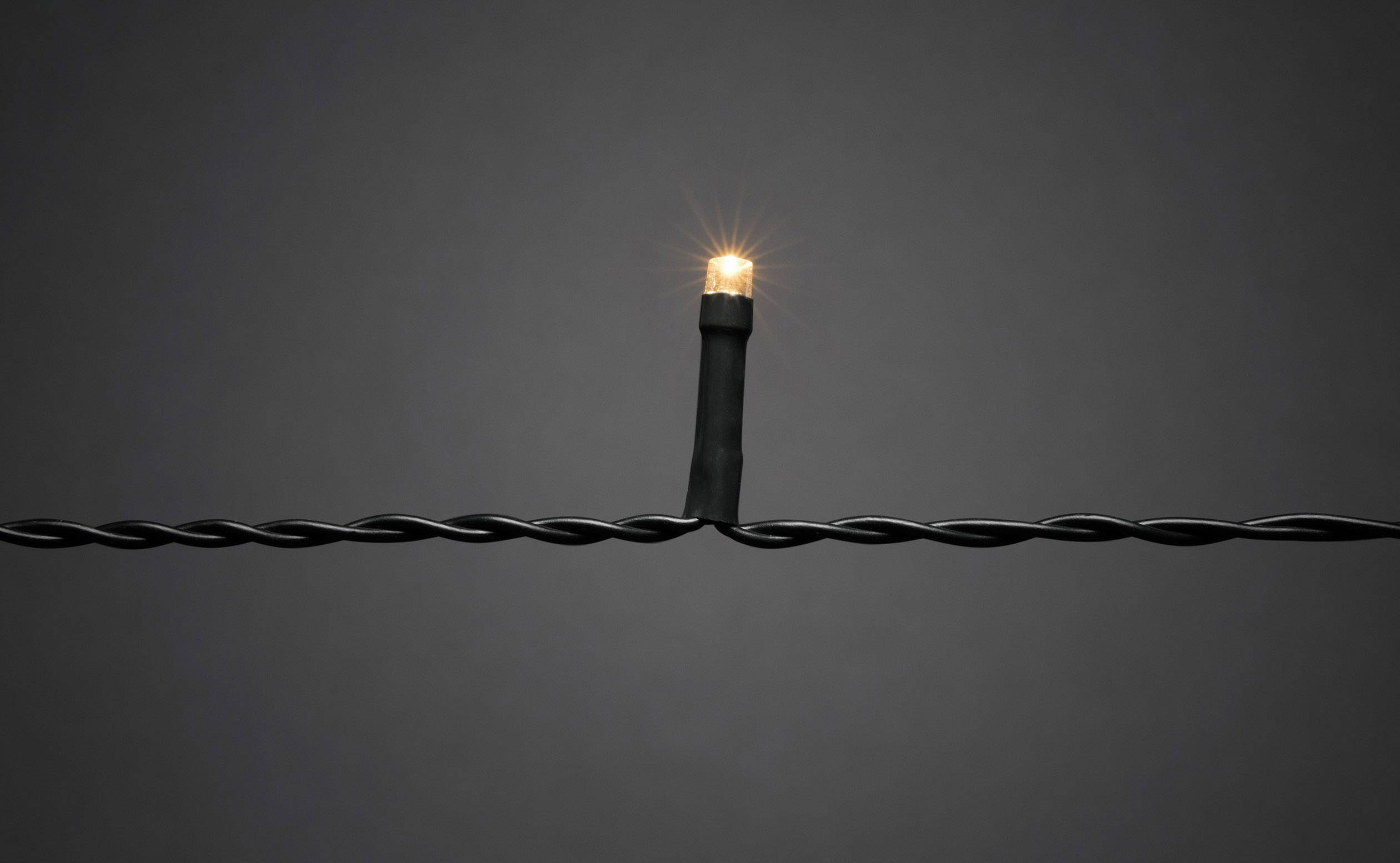 Konstsmide 6520-870 LED-Baummantel mit Appsteuerung Innen/Außen EEK: G (A - G) netzbetrieben Anzahl Leuchtmittel 240 LED Bernstein