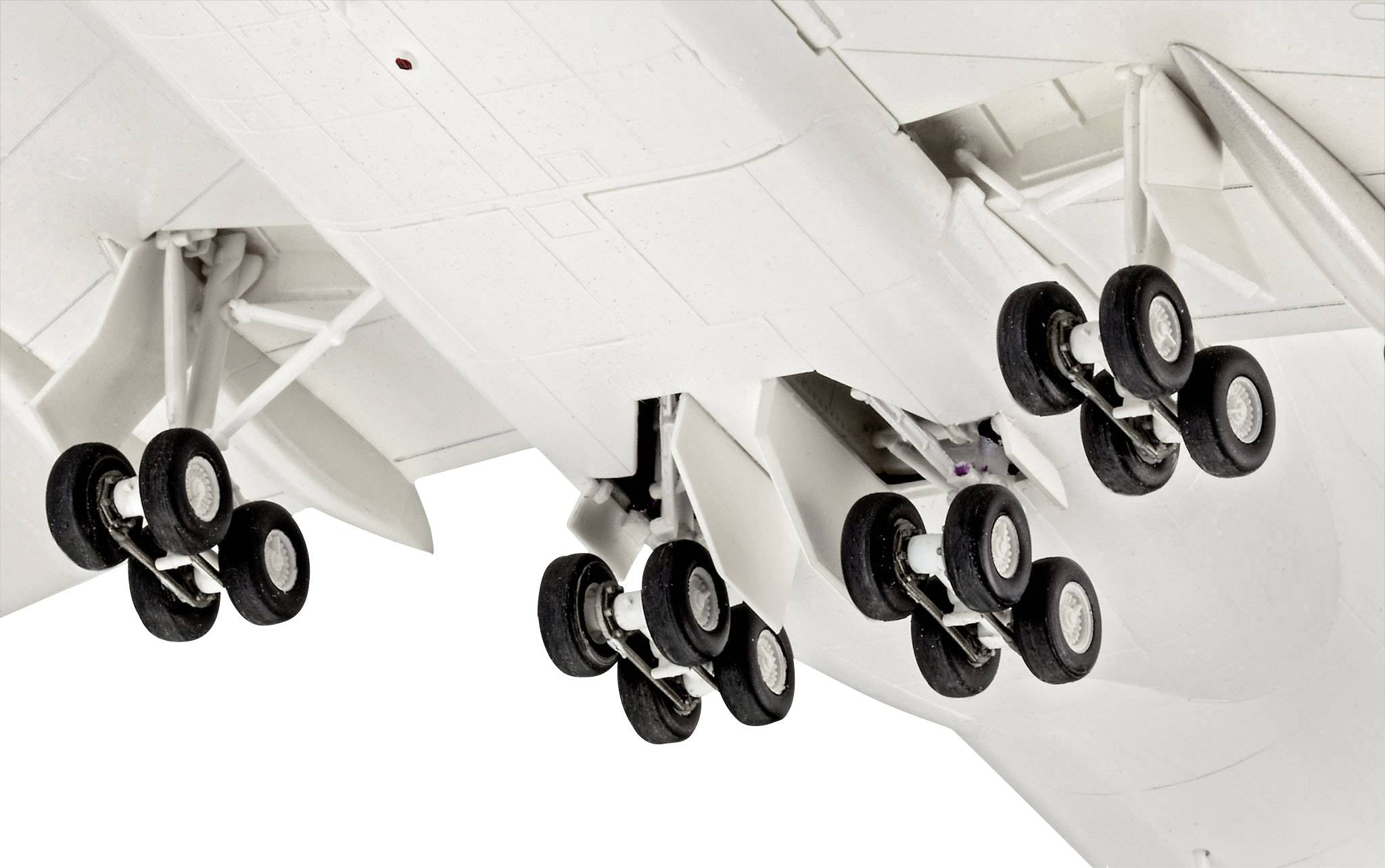 Revell 03912 Boeing 747-8F UPS Flugmodell Bausatz 1:144