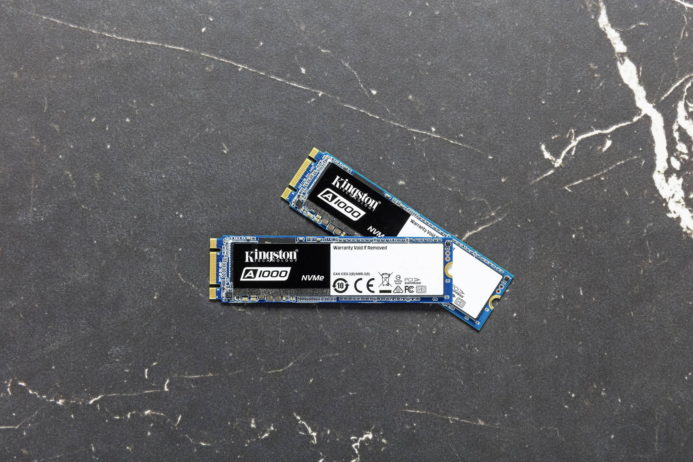 Kingston SSDNOW A1000 480 GB Interne M.2 PCIe NVMe SSD 2280 PCIe 3.0 x2 Retail SA1000M8/480G