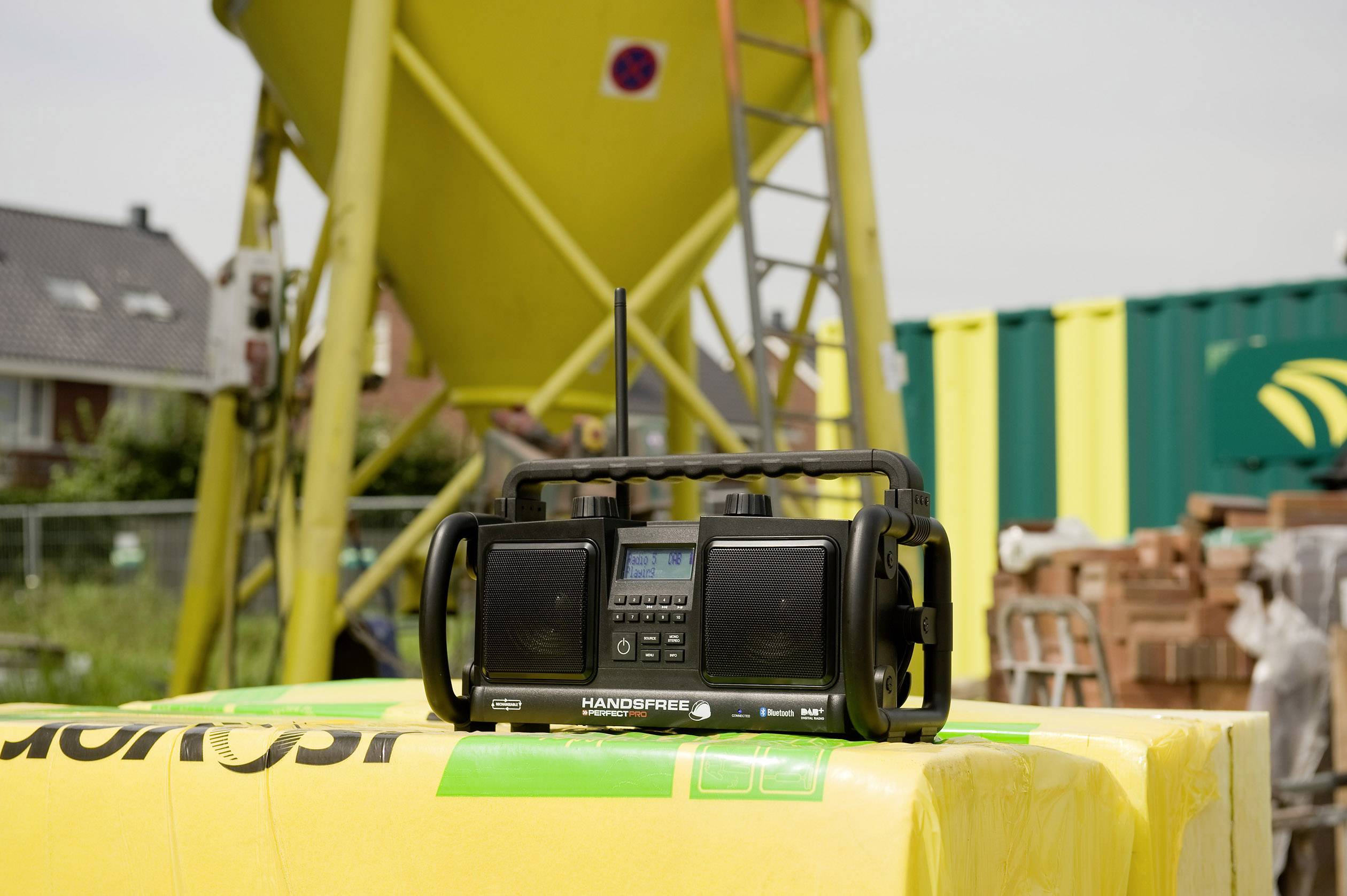 PerfectPro Handsfree 2 Baustellenradio UKW AUX, Bluetooth®, USB Akku-Ladefunktion, Freisprechfunktion, spritzwassergeschützt