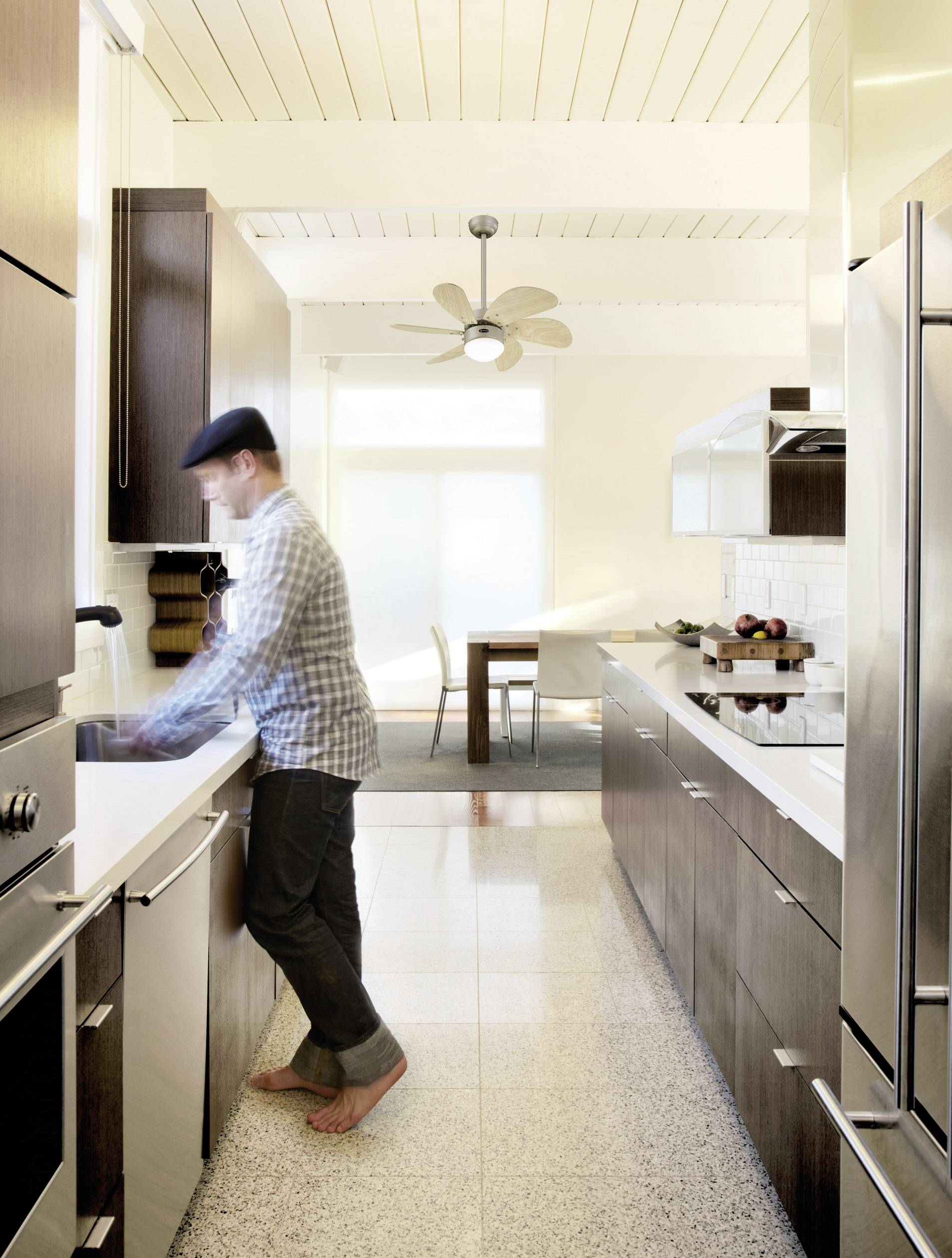 Westinghouse Turbo Swirl Deckenventilator 50W (Ø x H) 76cm x 38cm Titan mit Beleuchtung, Winterbetrieb