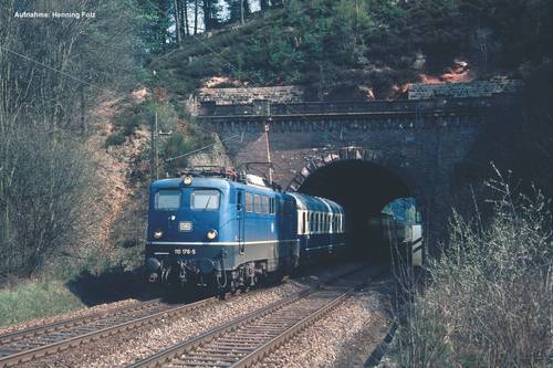 51752 H0 E-Lok BR 110 der DB Janus-Gesicht