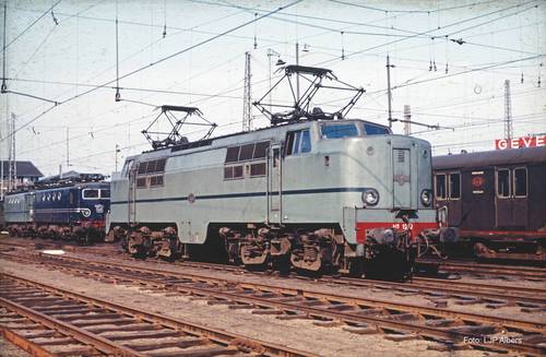 Piko N 40463 N E-Lok Rh 1201 der NS