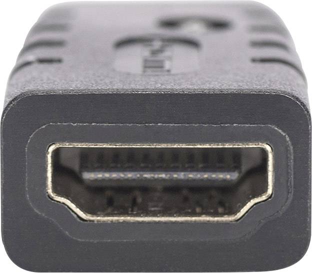 Nahaufnahme einer HDMI-Buchse an einem schwarzen Kabeladapter.