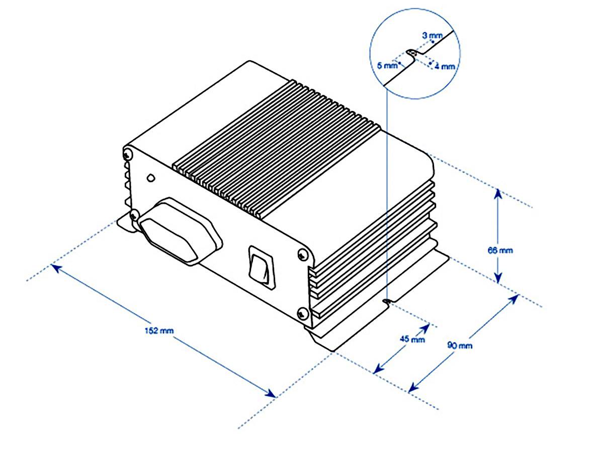 Isometrische Zeichnung eines rechteckigen elektronischen Gehäuses mit Kühlrippen. Abmessungen: 152 mm Länge, 90 mm Breite, 66 mm Höhe. Schraubenlöcher: Abstand 3 mm.