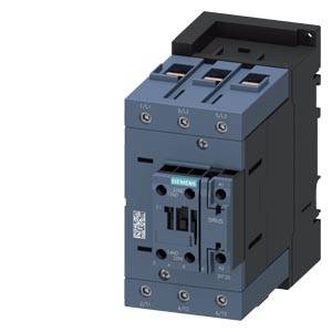 Ein dreipoliger elektrischer Schütz mit mehreren Anschlussklemmen wird gezeigt. Er ist für die Steuerung von Hochleistungsstromkreisen konzipiert.