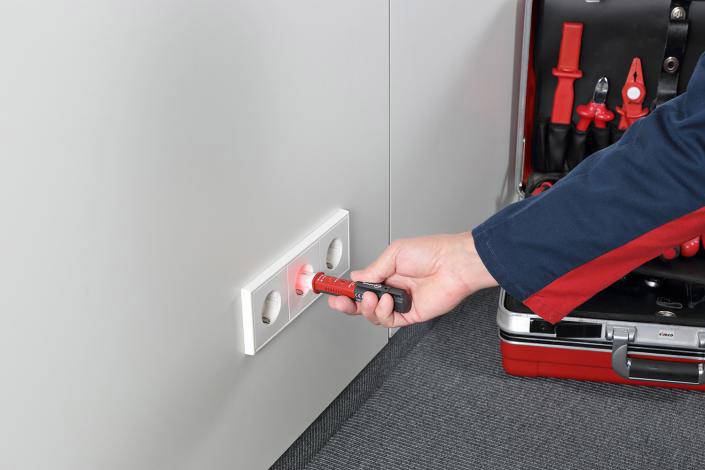 Beha Amprobe NCV-1030-EUR Berührungsloser Spannungsprüfer CAT IV 1000V Akustik, LED