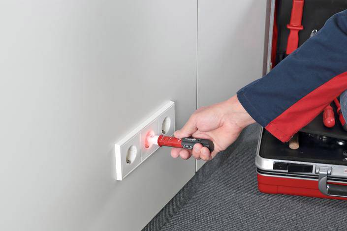 Beha Amprobe NCV-1020-EUR Berührungsloser Spannungsprüfer CAT IV 1000V Akustik, LED