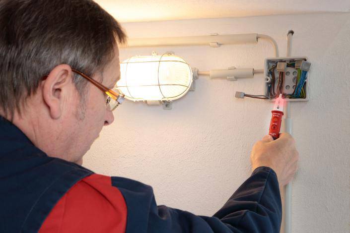 Beha Amprobe NCV-1040-EUR Berührungsloser Spannungsprüfer CAT IV 1000 V Akustik, LED