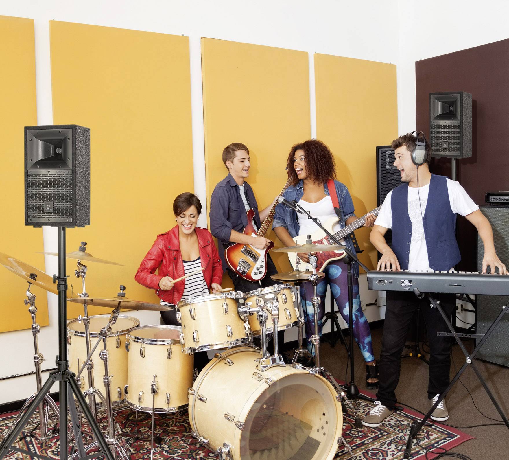 Renkforce M.I.L.L.Y IV Aktives PA-Lautsprecher-Set inkl. Subwoofer 1 Set