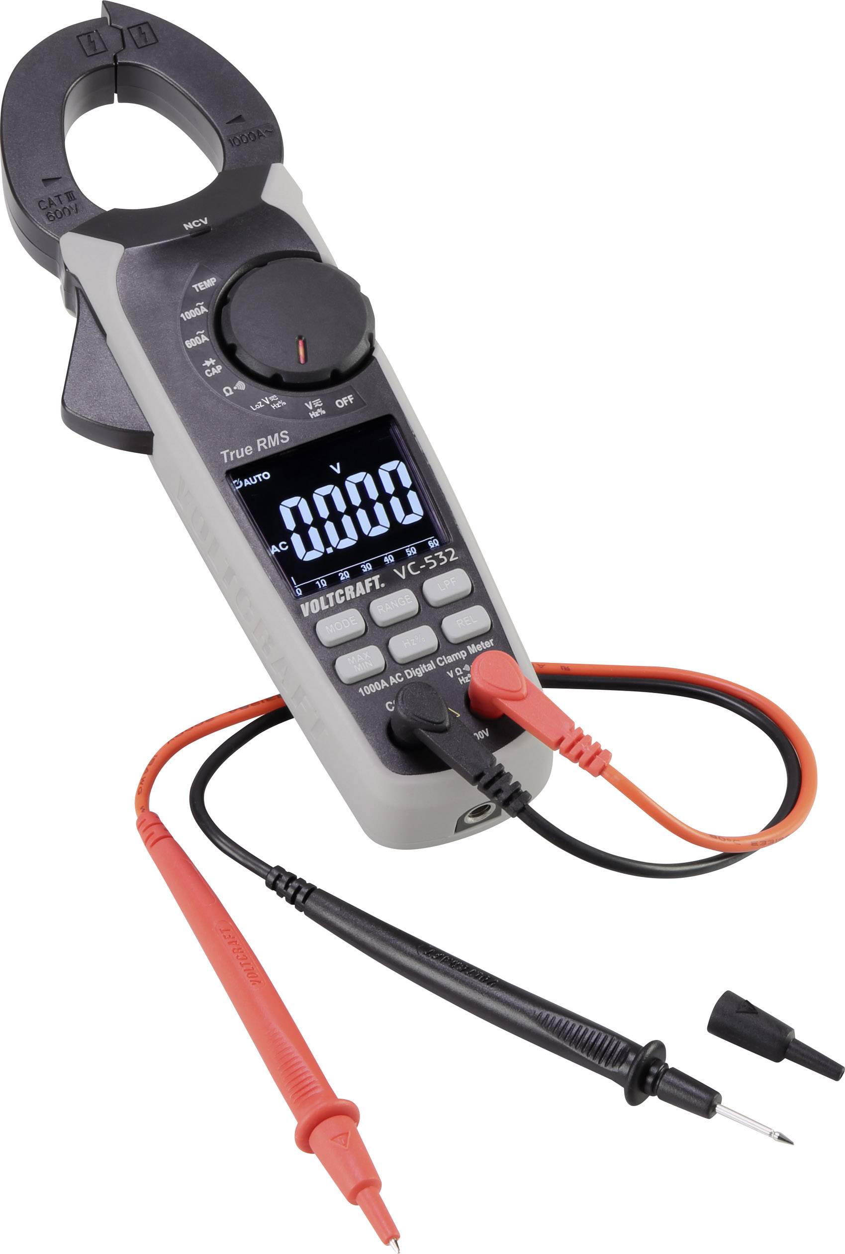 Ein digitales Zangenmultimeter mit Display, das aktuelle Messwerte in Ampere anzeigt. Rote und schwarze Messleitungen sind angeschlossen.