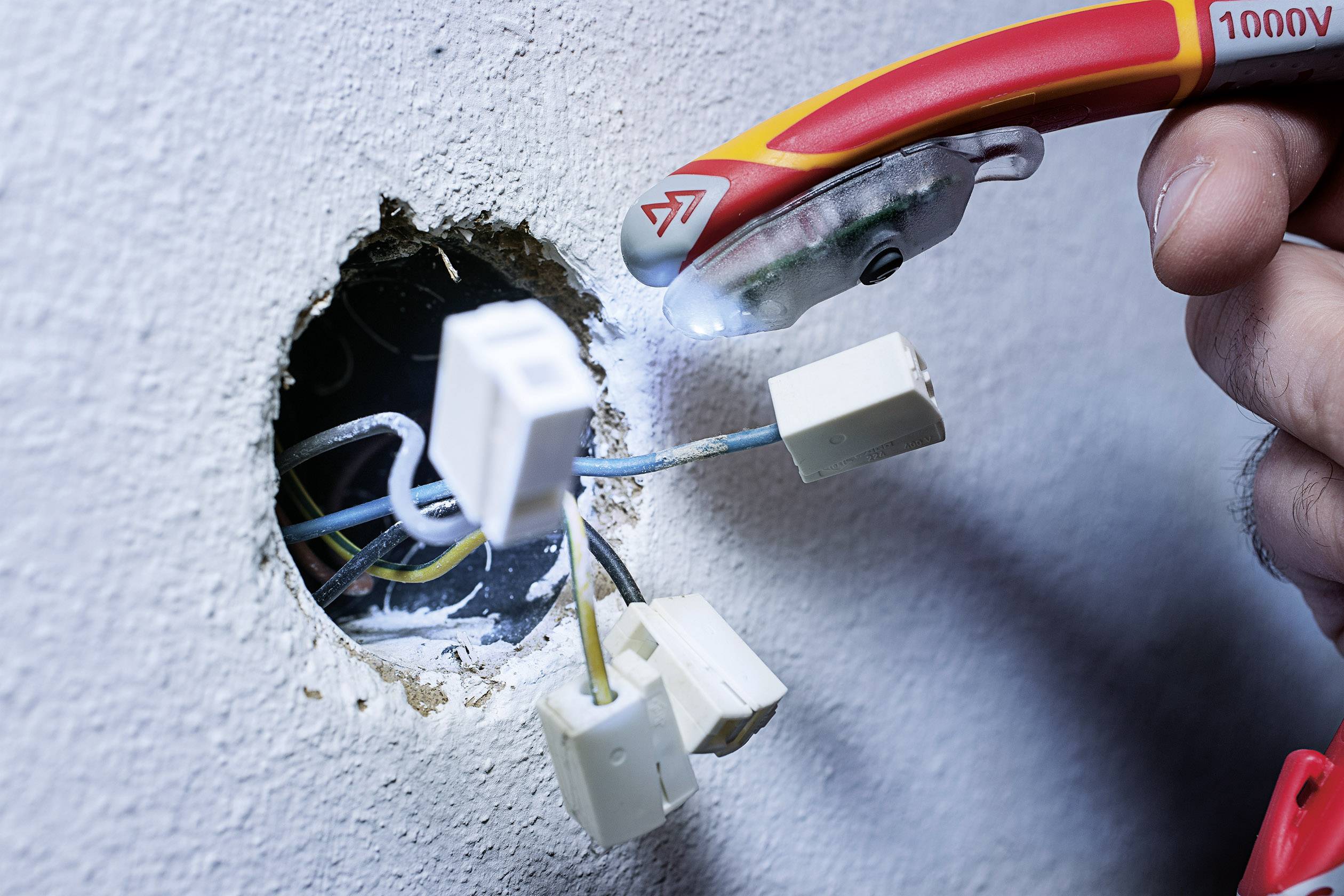 NWS 819-4 Spannungsprüfer 819-4