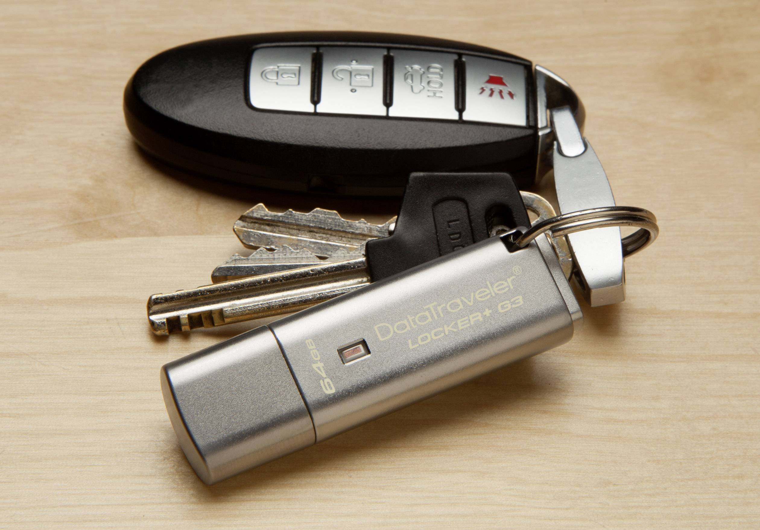 Kingston DataTraveler Locker+ G3 USB-Stick 64 GB Silber DTLPG3/64GB USB-A (USB 3.2 Gen 1)