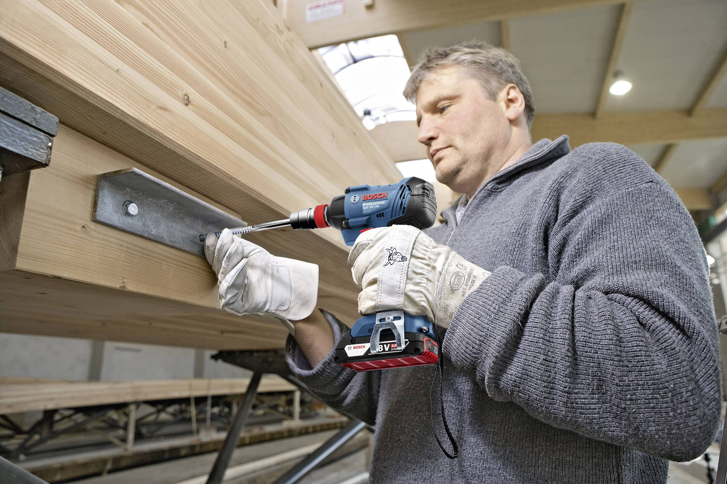 Bosch Professional GDX 18 V-180 06019G5200 Akku-Drehschlagschrauber  18 V 2 Ah Li-Ion inkl. 2. Akku, inkl. Koffer, mit Zubehör