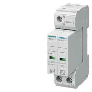 Ein elektronisches Bauteil von Siemens, spezifisch ein Überspannungsschutzgerät, Modell 5SD7422-0, zur Absicherung von elektrischen Anlagen.