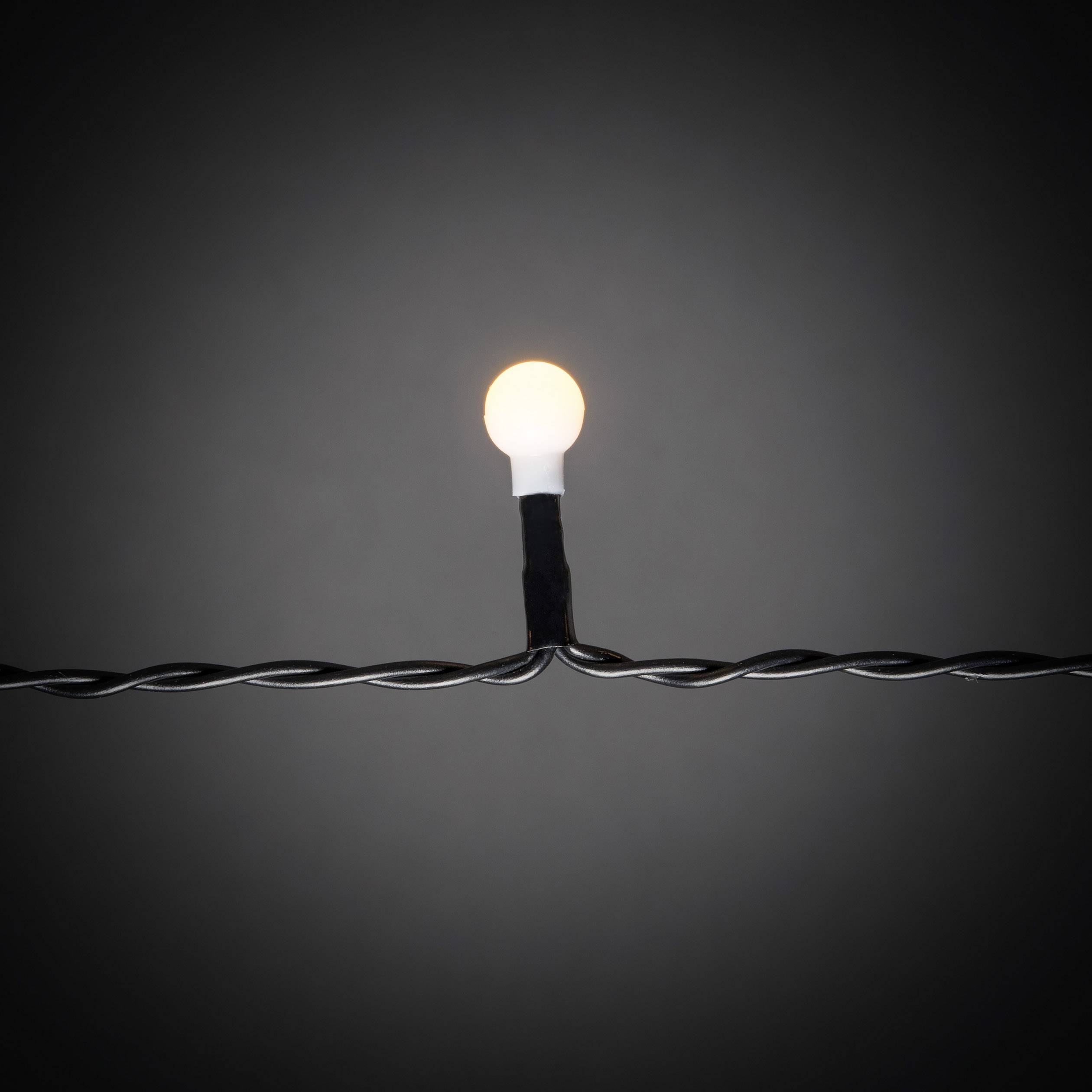 Konstsmide 6327-800 LED-Baummantel Innen/Außen EEK: F (A - G) netzbetrieben Anzahl Leuchtmittel 240 LED Bernstein Beleuchtete Länge: 2.4 m