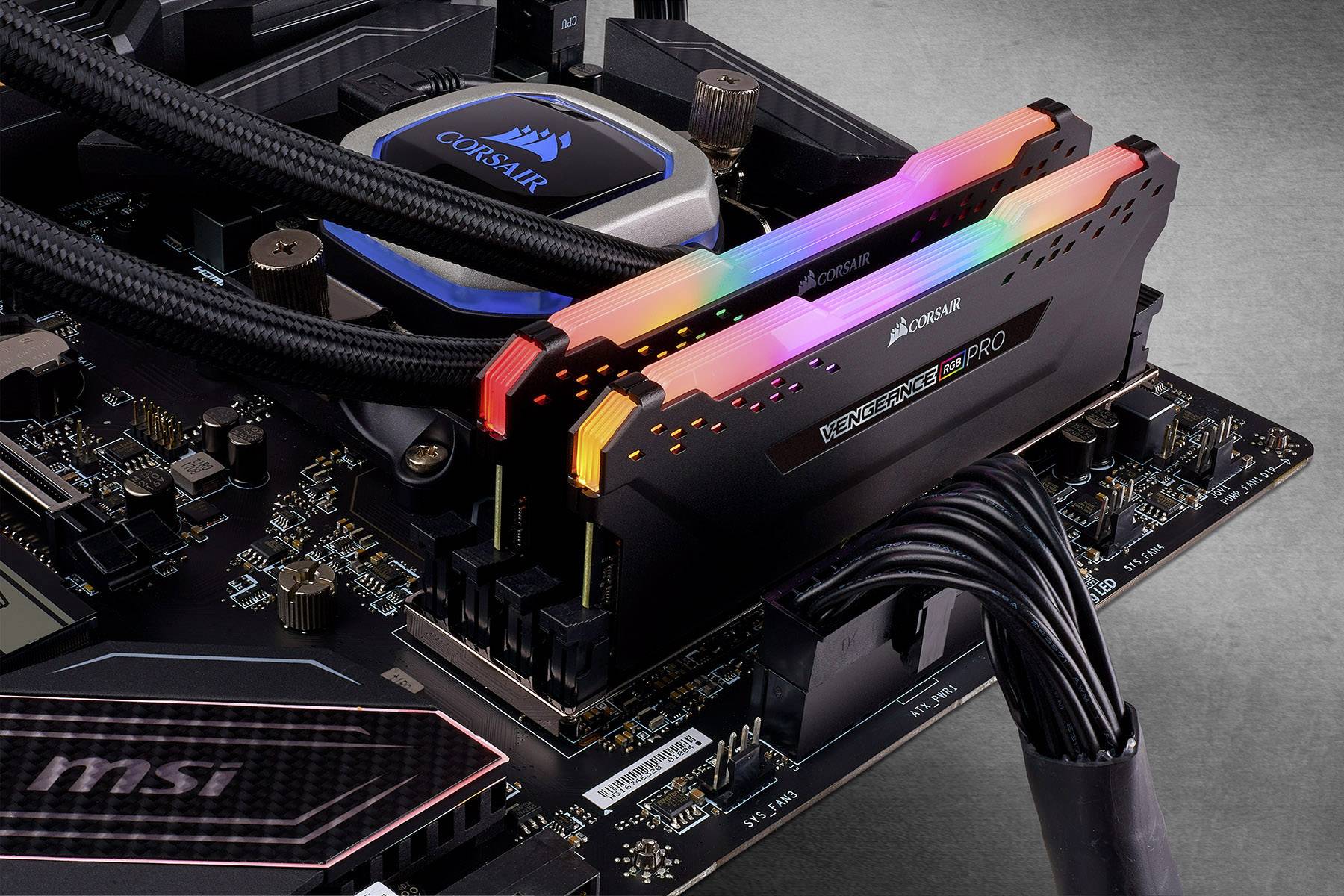 Corsair Vengeance RGB PRO PC-Arbeitsspeicher Kit DDR4 16 GB 2 x 8 GB 3000 MHz 288pin DIMM CL15 17-17-35 CMW16GX4M2C3000C15