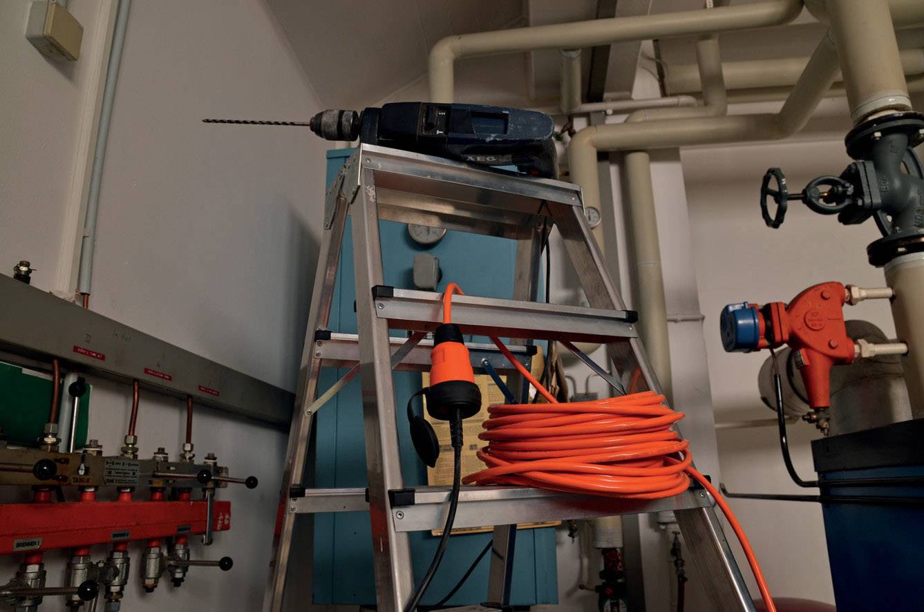 Brennenstuhl professionalLINE 9162250200 Strom Verlängerungskabel 16 A Grau, Orange 25.00 m