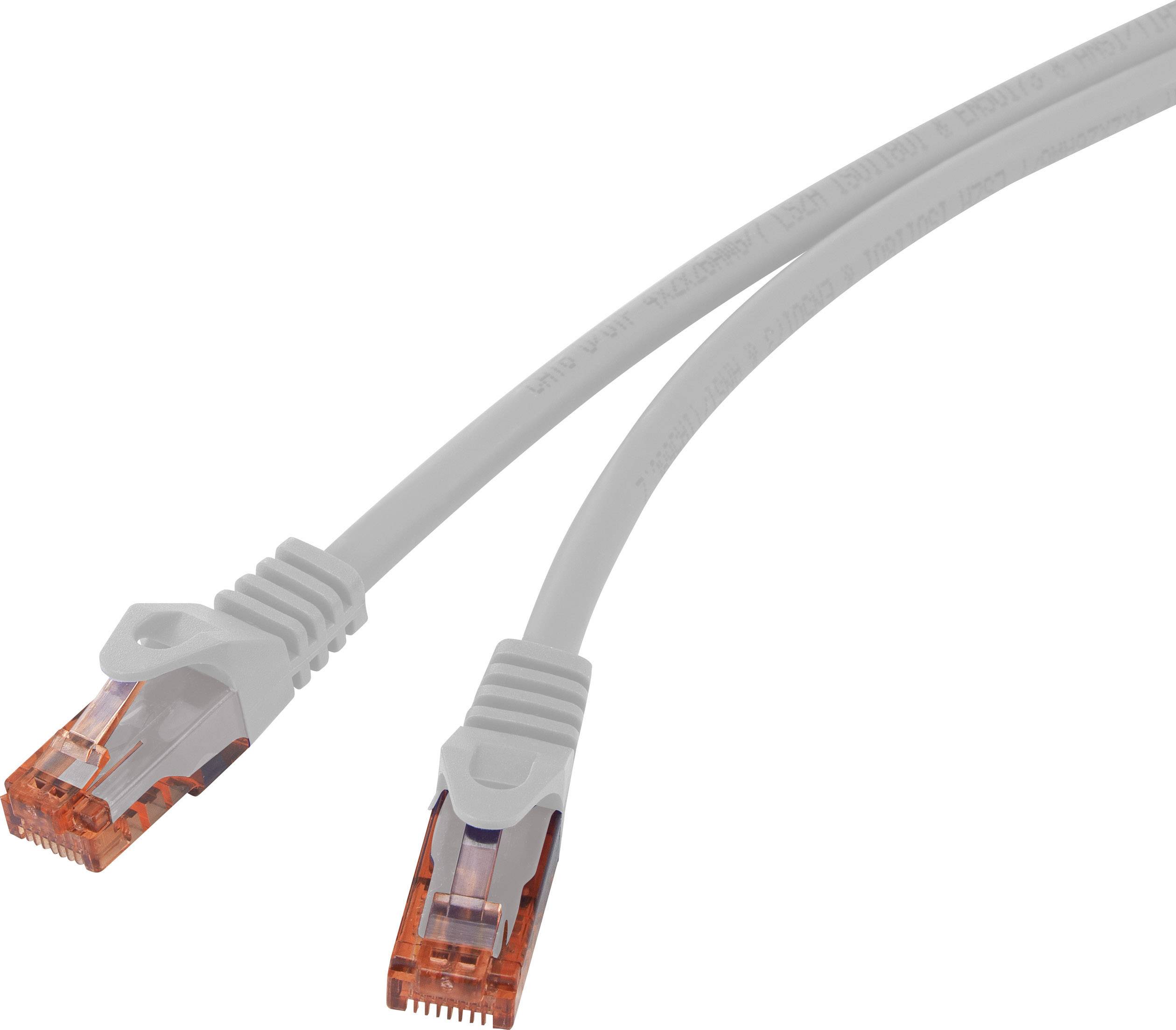 Zwei Ethernet-Kabel mit orangefarbenen Steckern, nebeneinander liegend, vor einem neutralen Hintergrund.