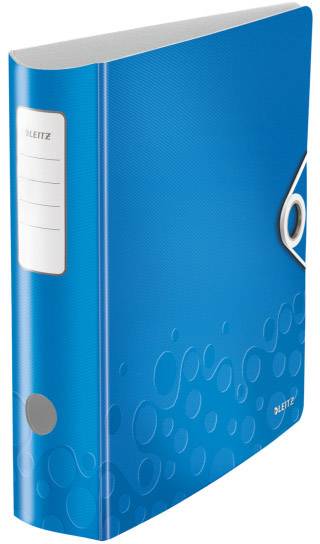 Blauer Leitz-Ordner mit Etikett auf dem Rücken und Schnappverschluss, geeignet zur Archivierung von Dokumenten.