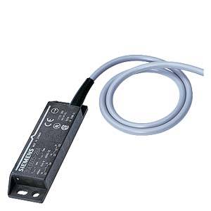 Ein Siemens-Sensor mit rechteckigem Gehäuse aus schwarzem Material, und einem weißen Kabel zur Verbindung.