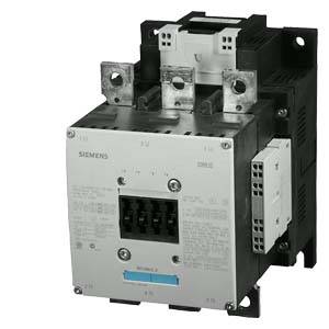 Ein dreipoliger Siemens-Schütz, Modell 3RT105-1BB36, für elektrische Schaltungen, verwendet in industriellen Anwendungen.
