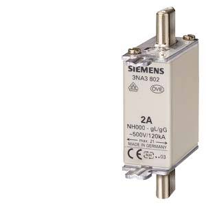 Ein weißer Siemens NH-Sicherungseinsatz mit der Aufschrift '3NA3 802'. Geeignet für 500V/120kA und 200A.