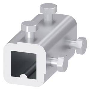 Metallverbinder mit zwei Schrauben, geeignet zur sicheren Verbindung von quadratischen Rohren in Bauprojekten.