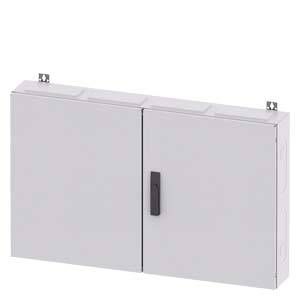 Ein rechteckiger Metallkabelschrank, an der Wand montiert, mit zwei Türen und einem mittig platzierten schwarzen Griff.