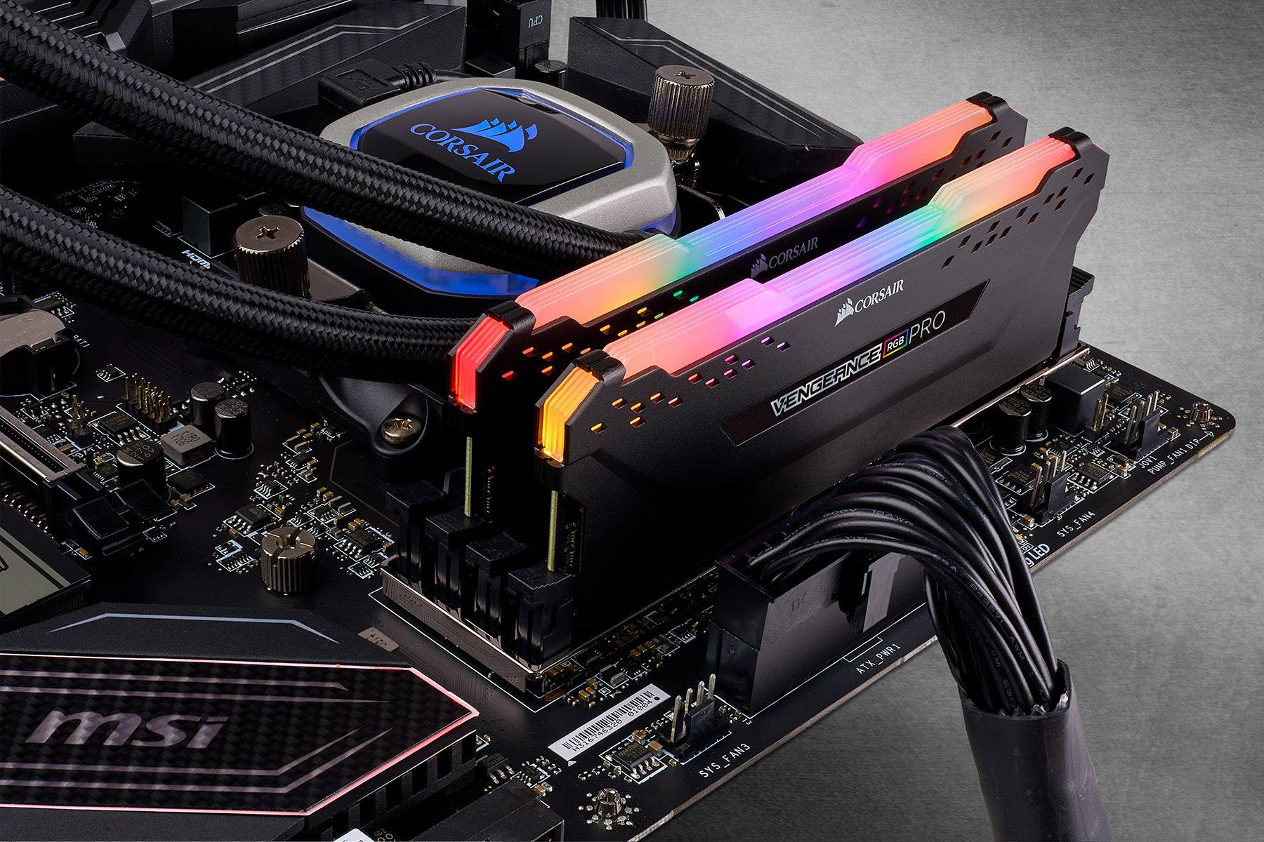 Corsair Vengeance RGB PRO PC-Arbeitsspeicher Kit DDR4 16 GB 2 x 8 GB 2933 MHz 288pin DIMM CL16 18-18-36 CMW16GX4M2Z2933C16