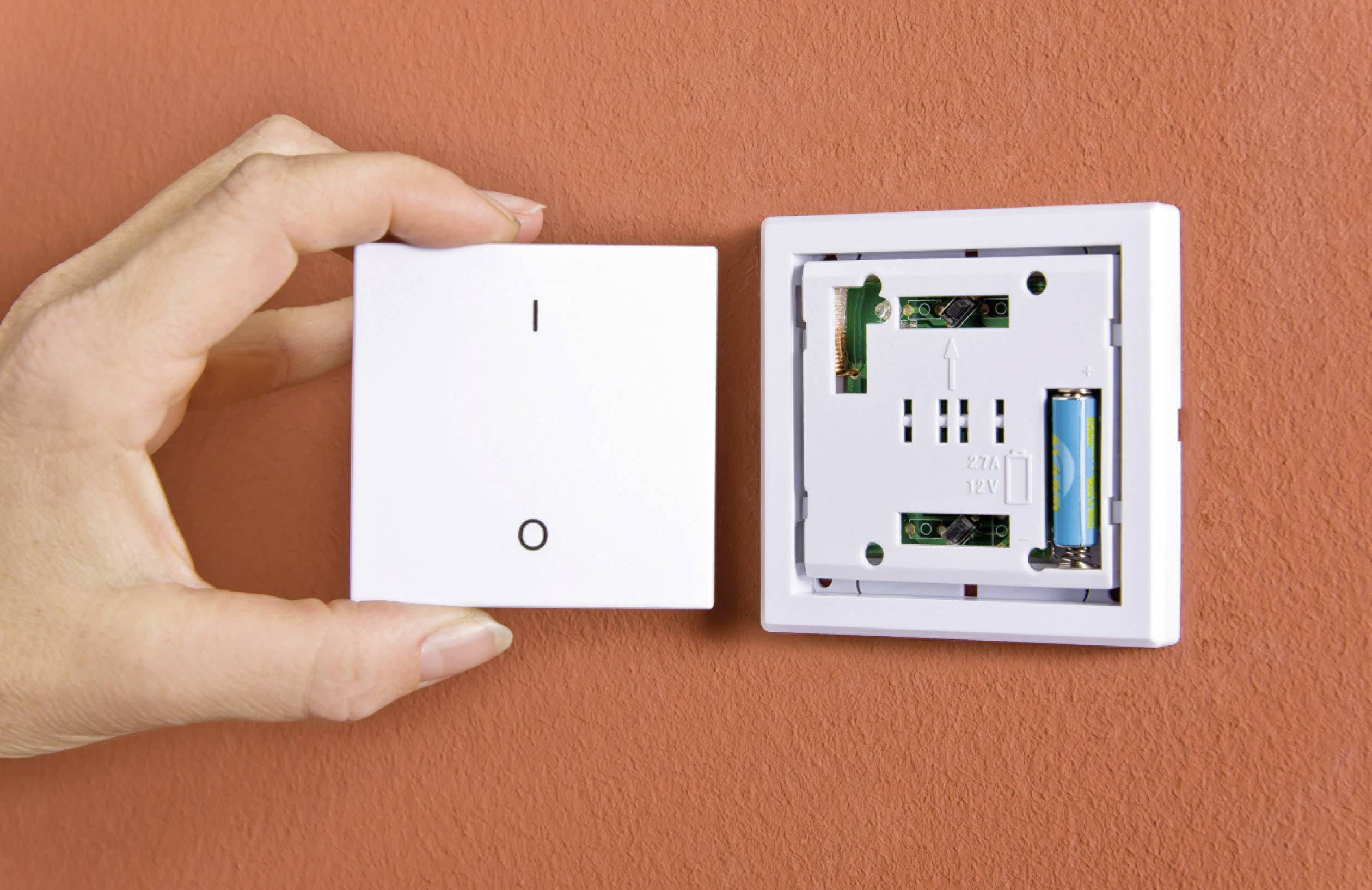 RSL Wandtaster Aufputz Reichweite max. (im Freifeld) 70m