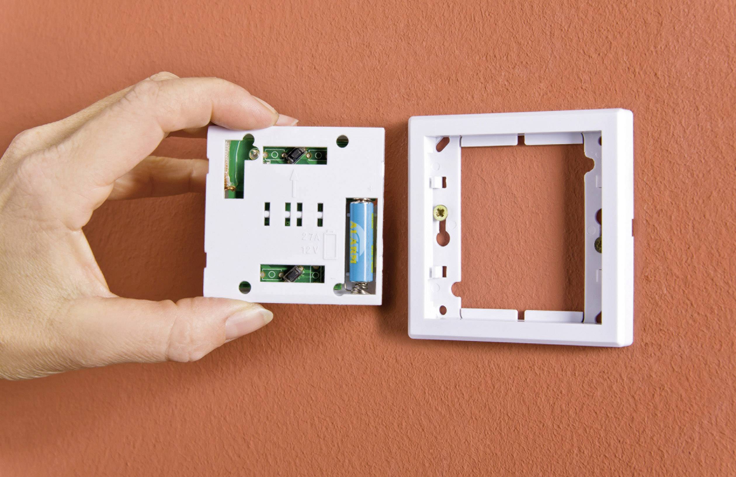 RSL Schalter-Set Einbau, Oberflächenmontage, Aufputz 1-Kanal Schaltleistung (max.) 2000W Reichweite max. (im Freifeld) 70m