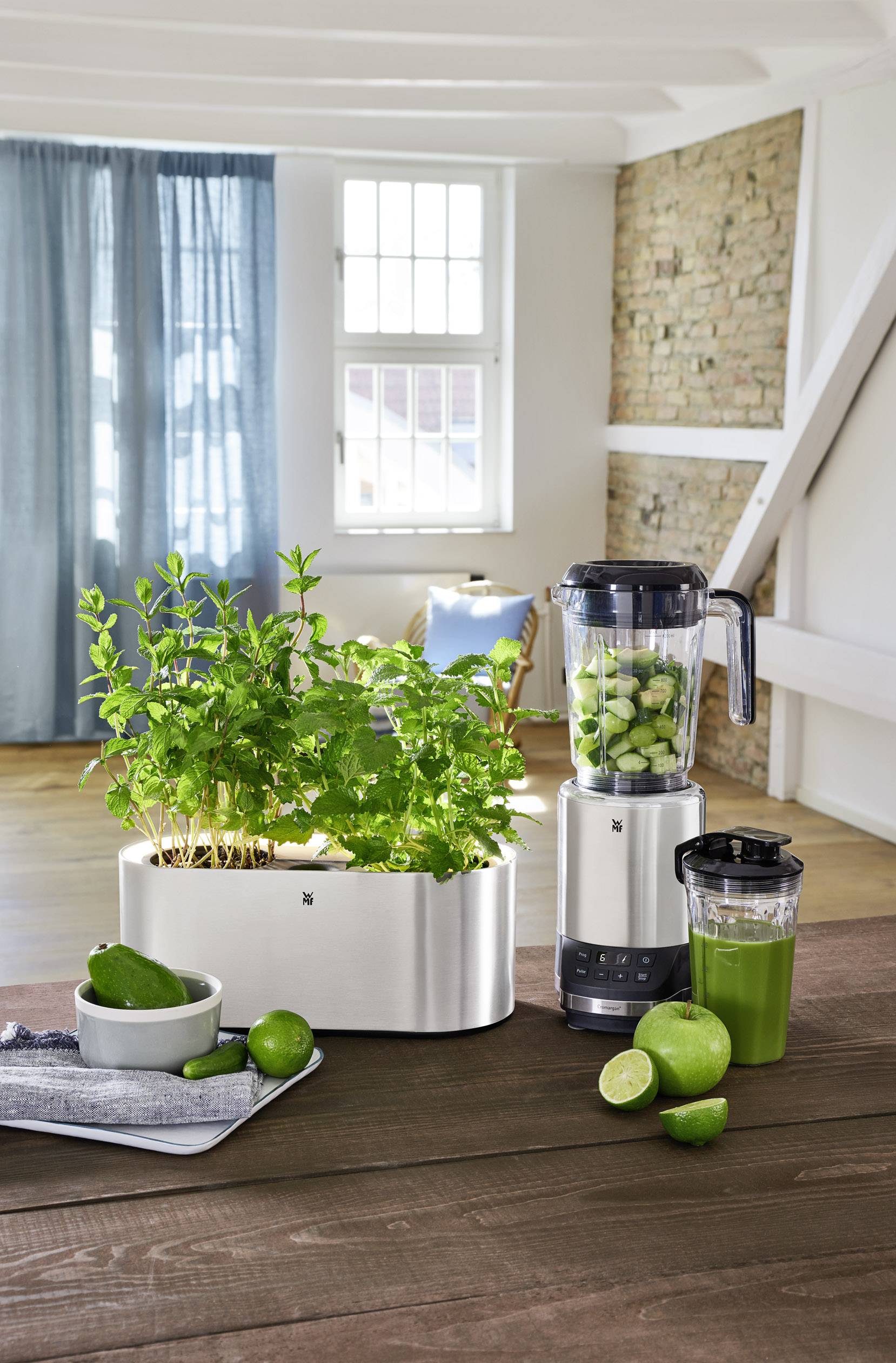 WMF 0416530011 Standmixer 1200 W Silber (matt), Schwarz