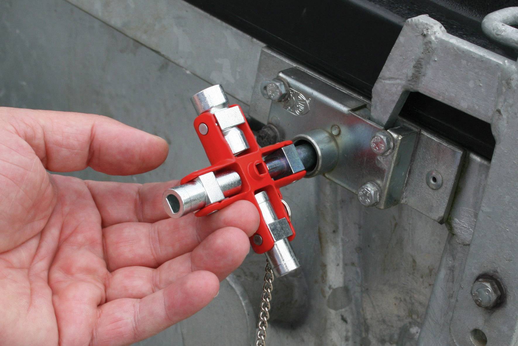 NWS 2005-6-SB Schaltschrankschlüssel Zinkdruckguss Rot 1St.