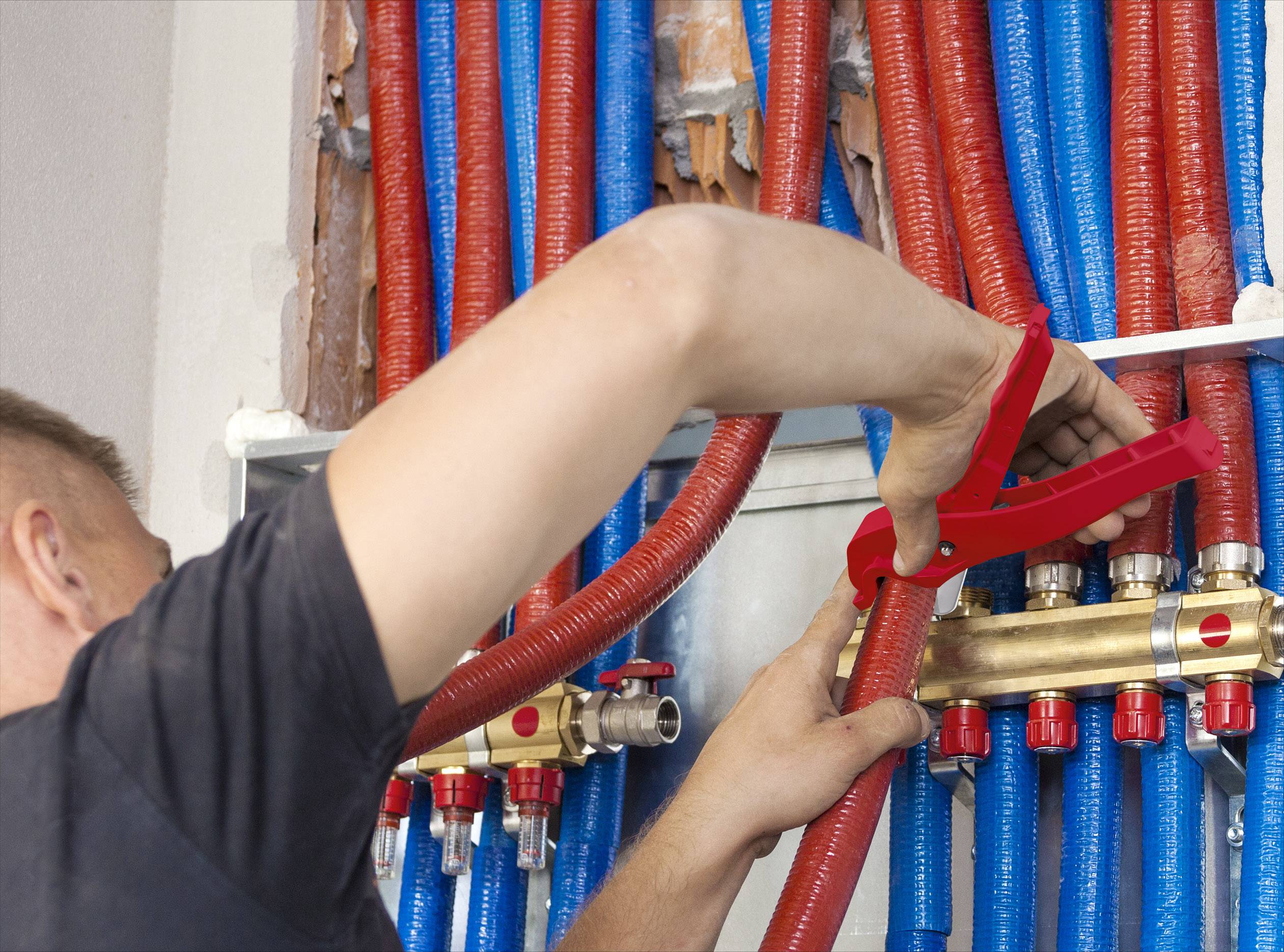 TOOLCRAFT TO-5343279 Schlauchschneider Geeignet für (Abisoliertechnik) Kunststoffrohre, Schläuche 36mm