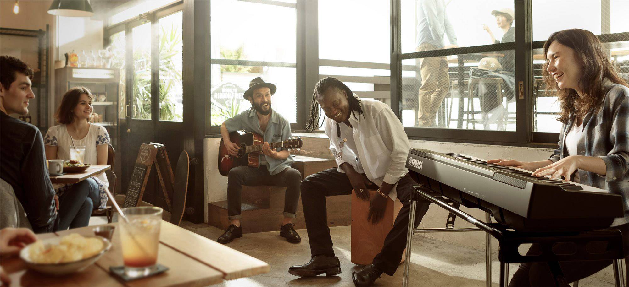 Yamaha P-121WH Digital-Piano Weiß inkl. Netzteil