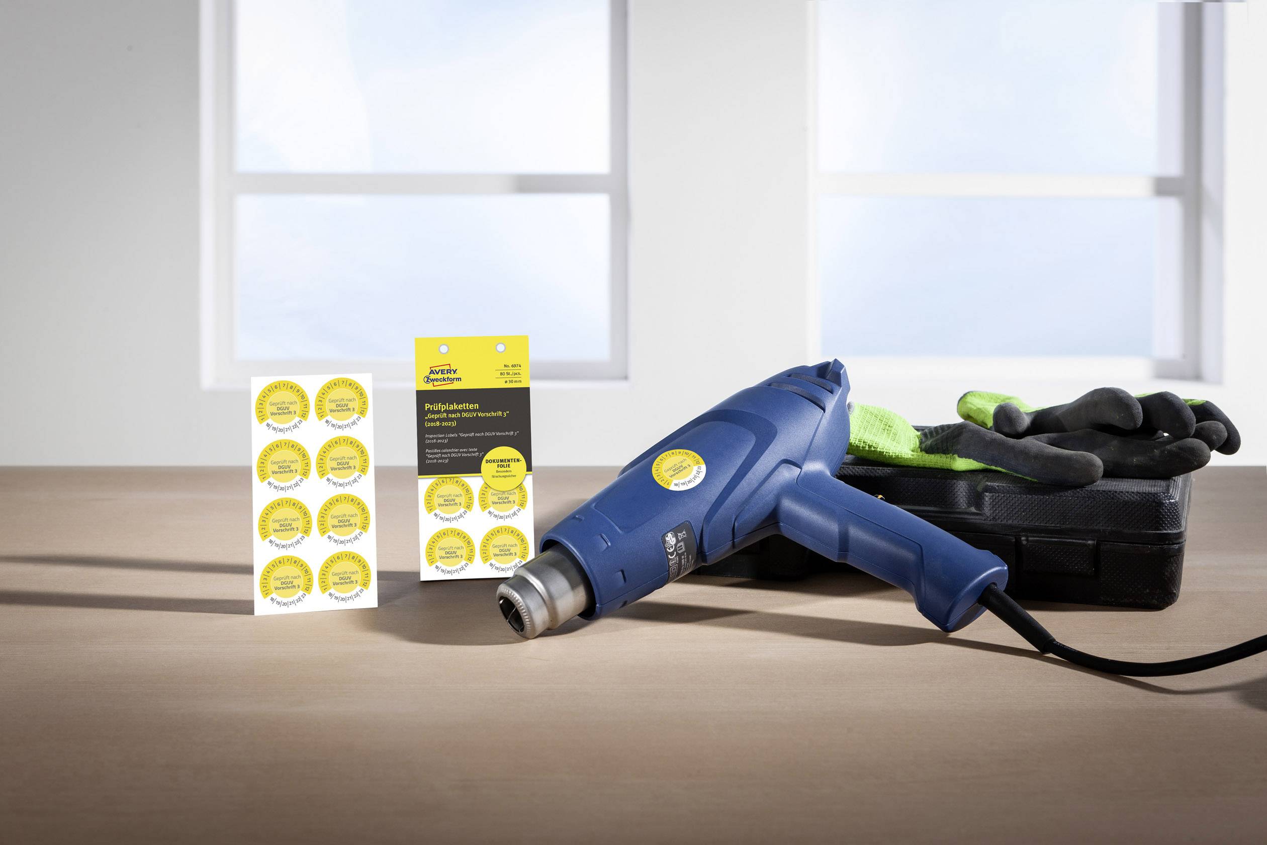 Prüfplaketten -Geprüft- (2018-2023) 30mm abziehsicher gelb VE= 80 Stück