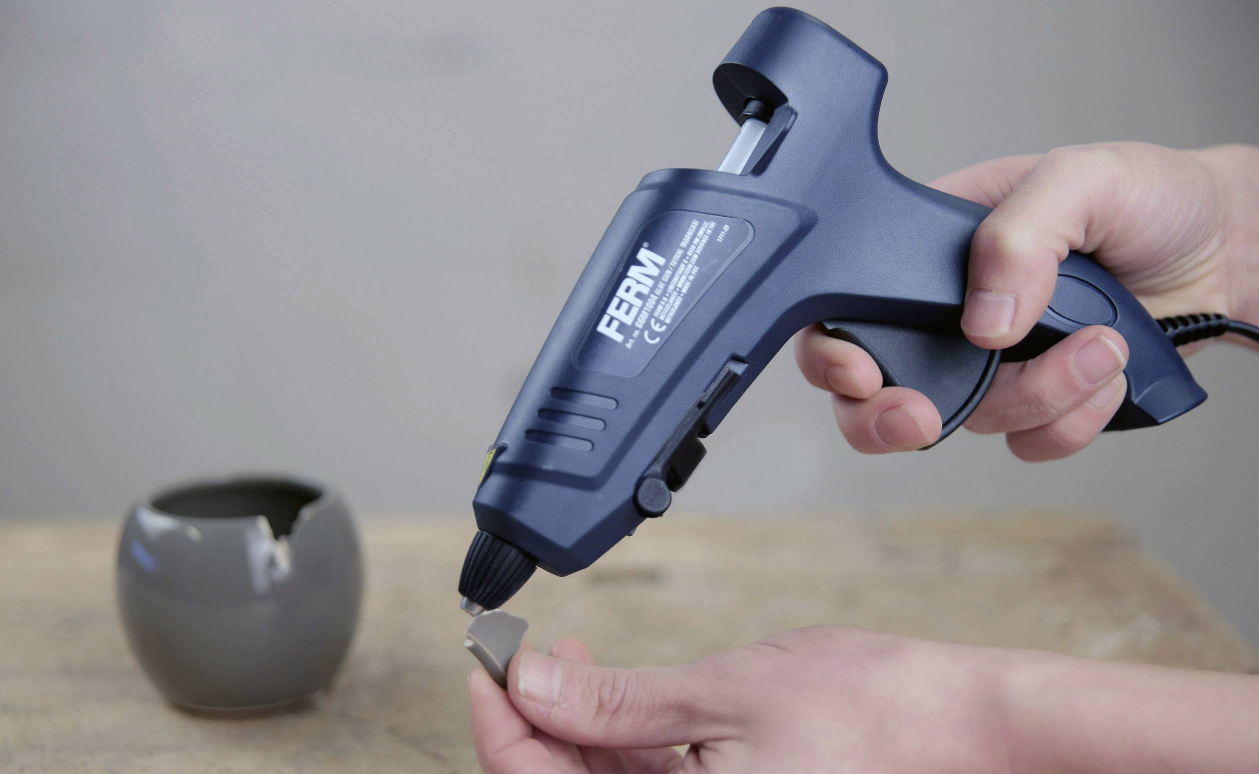 Ferm GGM1004 Heißklebepistole 75 W 1 St.