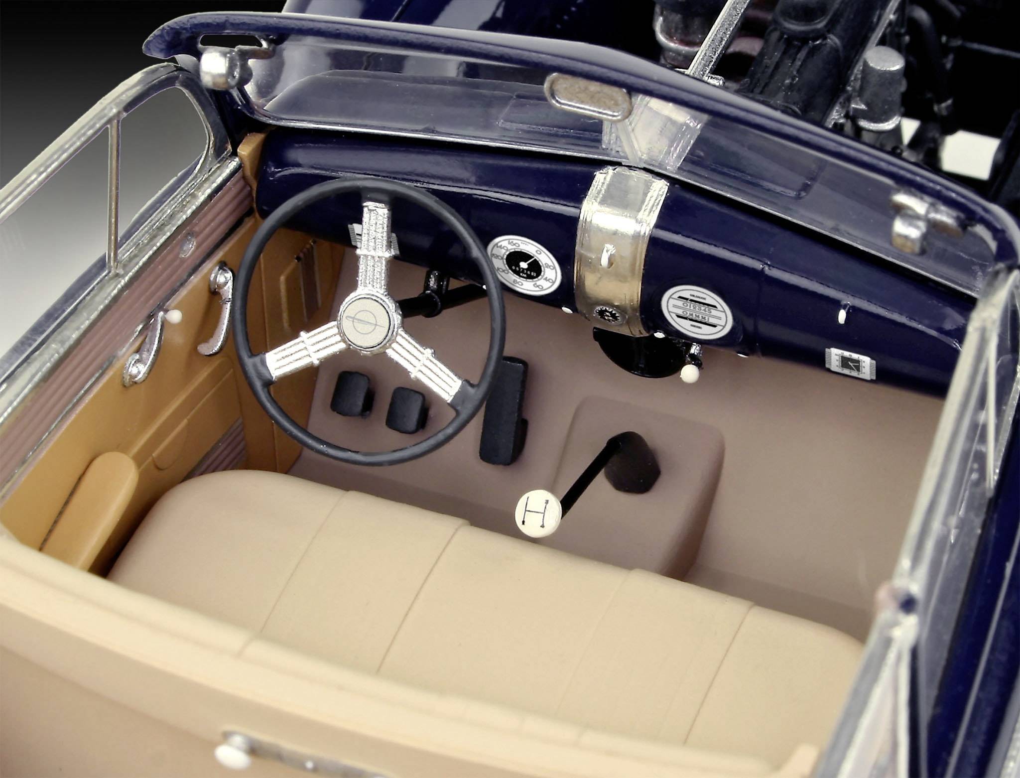 Revell 07042 Admiral Saloon Automodell Bausatz 1:24