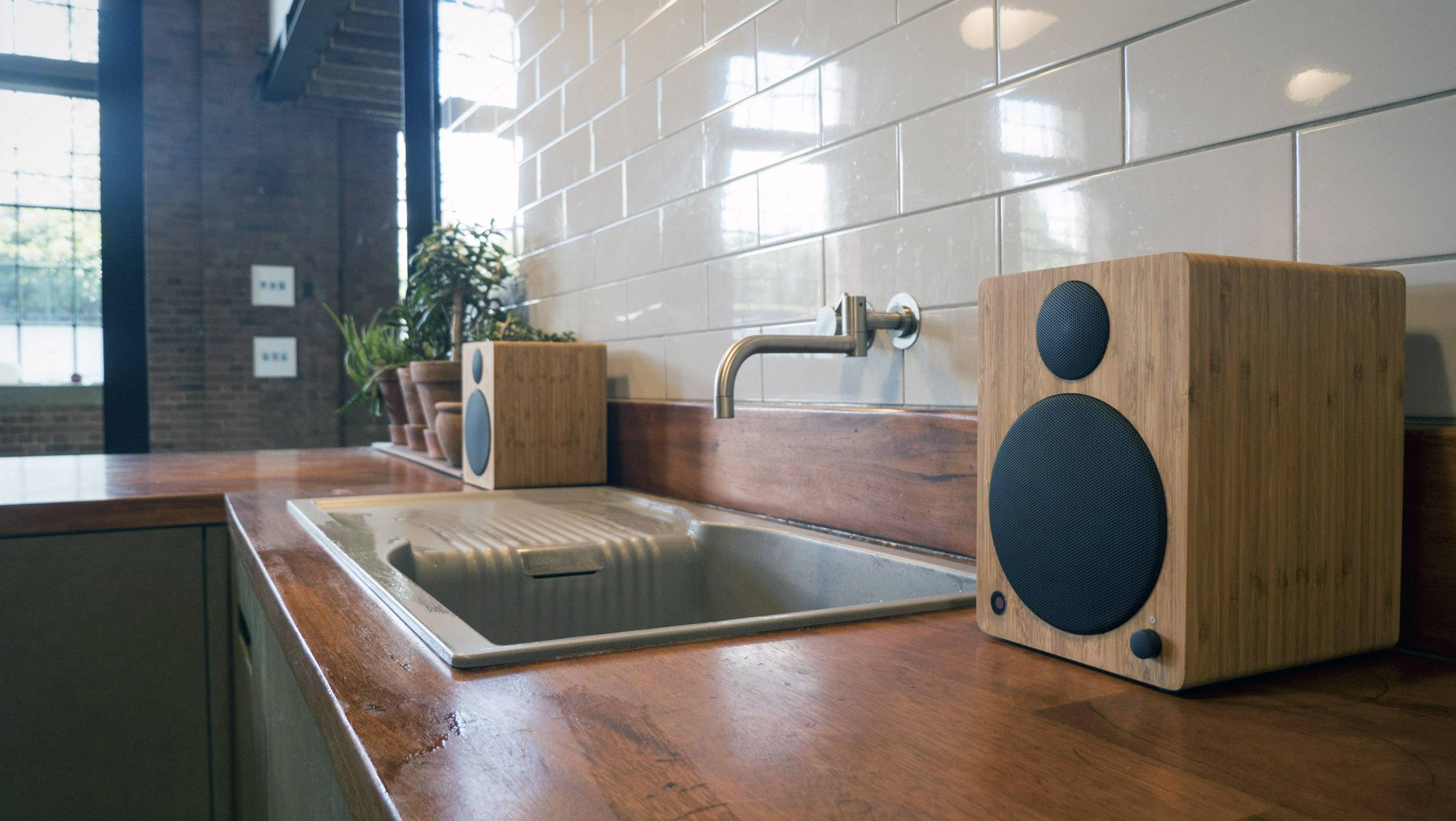 Wavemaster CUBE Neo Aktiver Monitor-Lautsprecher 13cm 5 Zoll 50W 1St.