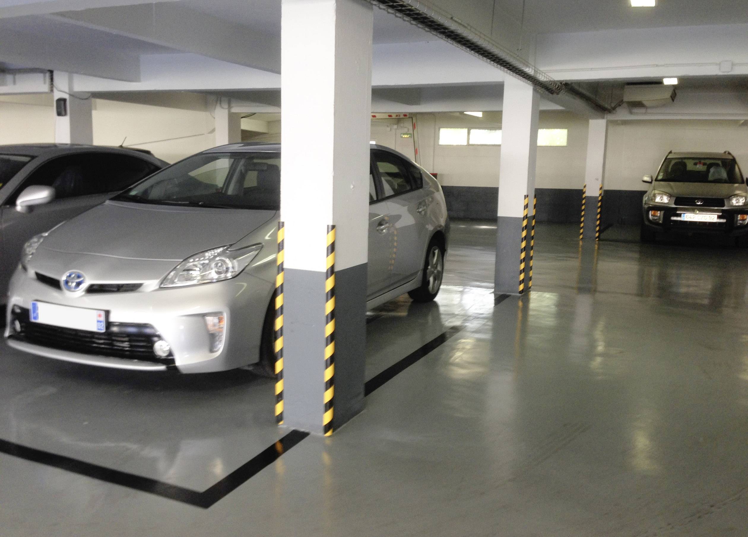 VISO PU 3030 NJ Winkel-Schutzprofil Schwarz, Gelb (L x B x H) 750 x 30 x 8mm